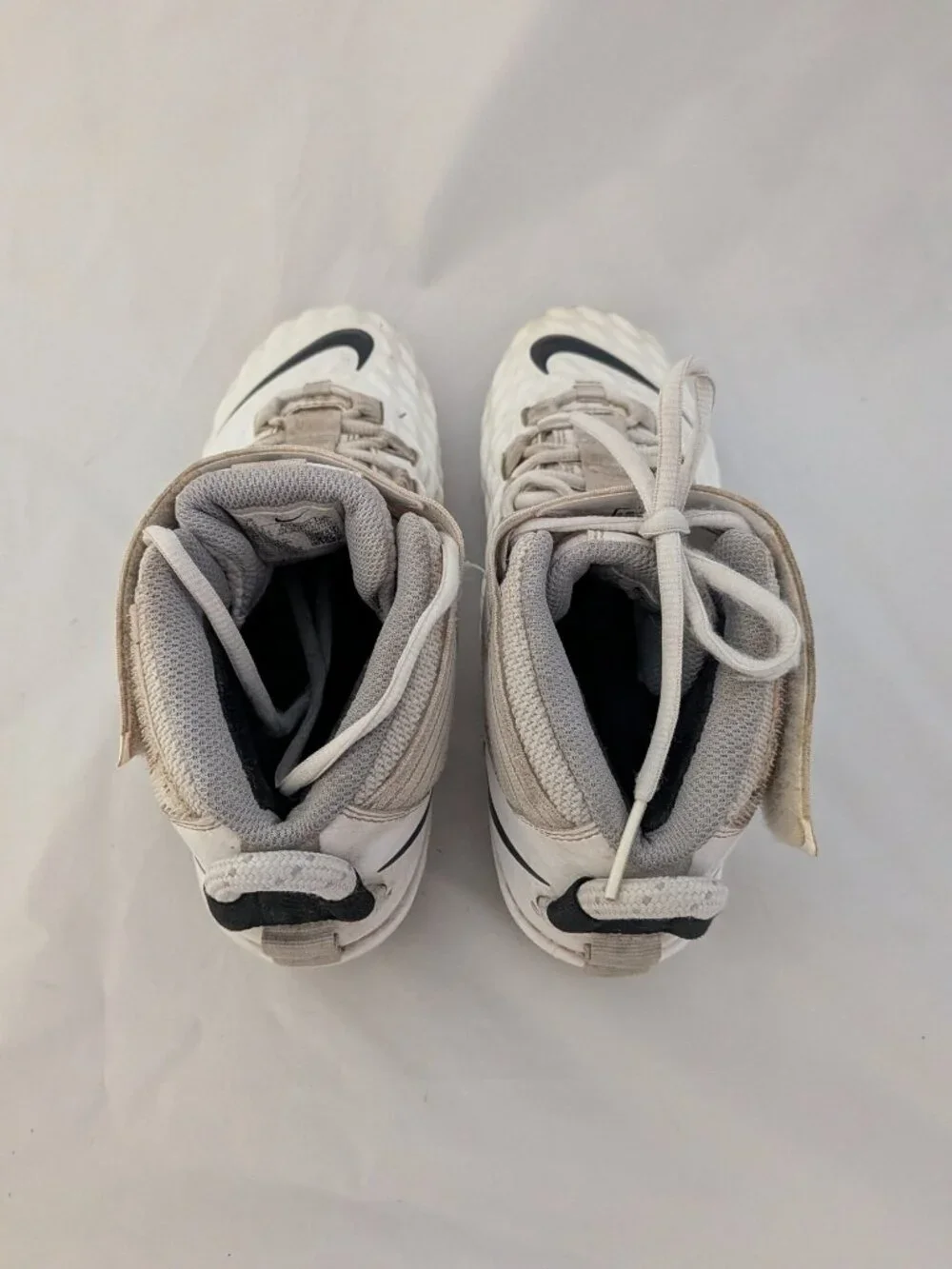 Nike Football Cleats Force Savage White Size 7.5
